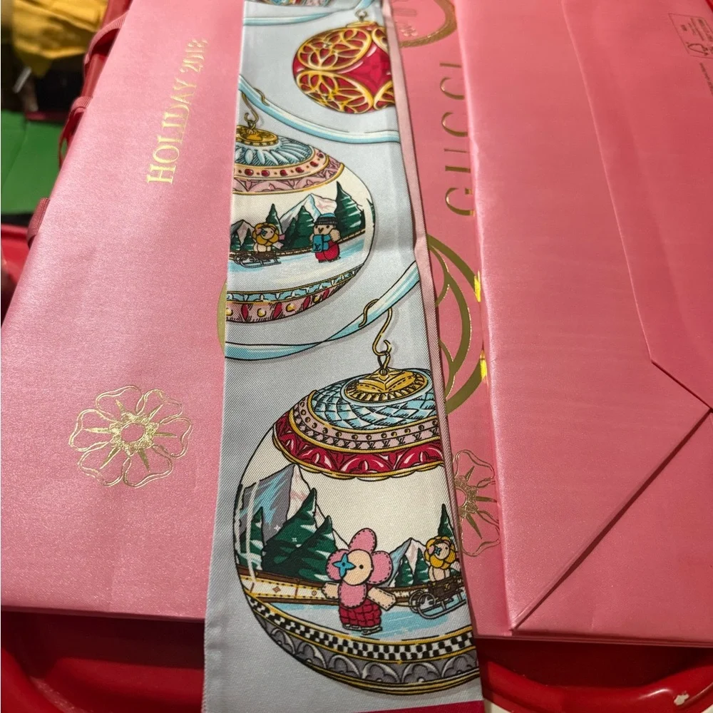 Louis Vuitton Rare Xmas Vivienne Bandeau New With Box Authentic Limited Edition - Picture 7 of 16